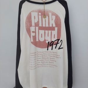 Vintage look Pink Floyd graffic long sleeve tee